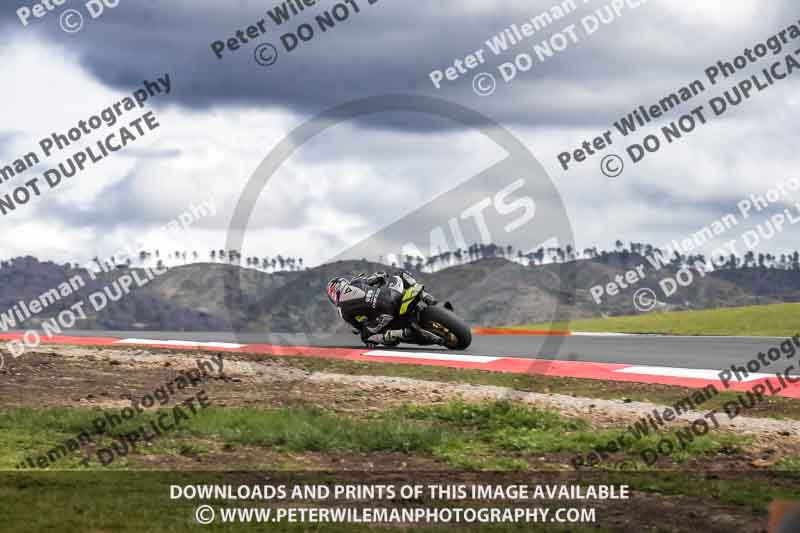 cadwell no limits trackday;cadwell park;cadwell park photographs;cadwell trackday photographs;enduro digital images;event digital images;eventdigitalimages;navarra;no limits trackdays;peter wileman photography;racing digital images;trackday digital images;trackday photos